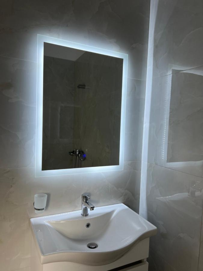 סרנדה Harmony Apartments מראה חיצוני תמונה